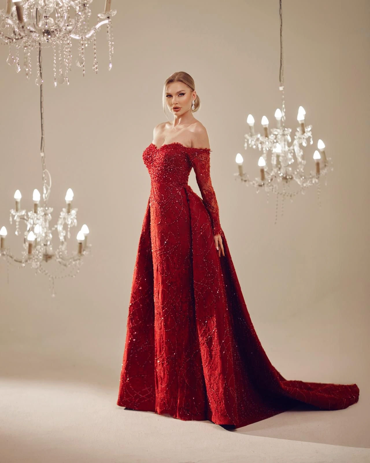 Rotes A-Linien Kleid mit Spitze